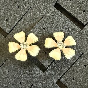 Chic Gold and Cream Floral Earrings